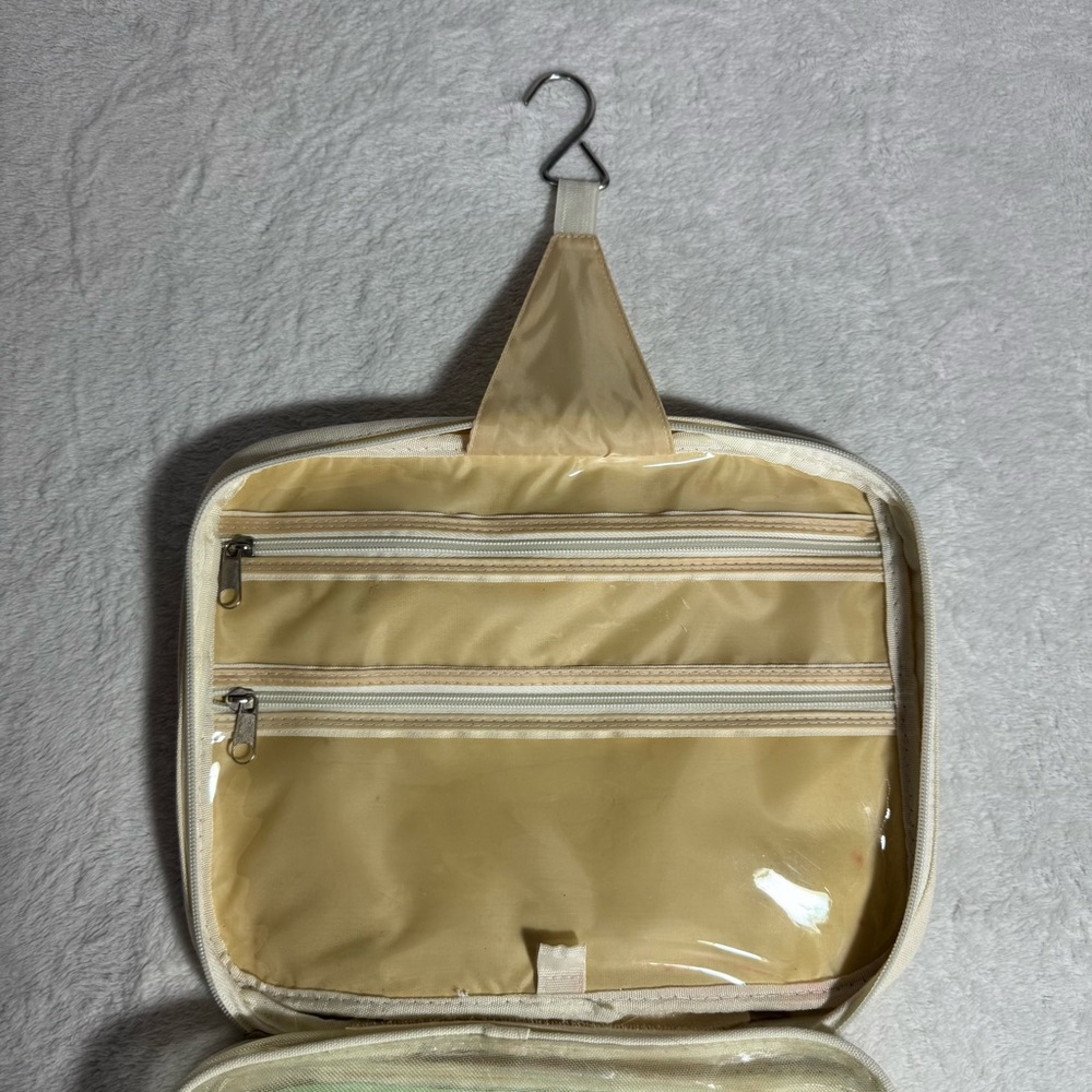 Charming Cream Toiletries Travel Tote Bag with Green Frog Design - Picture 3 of 5
